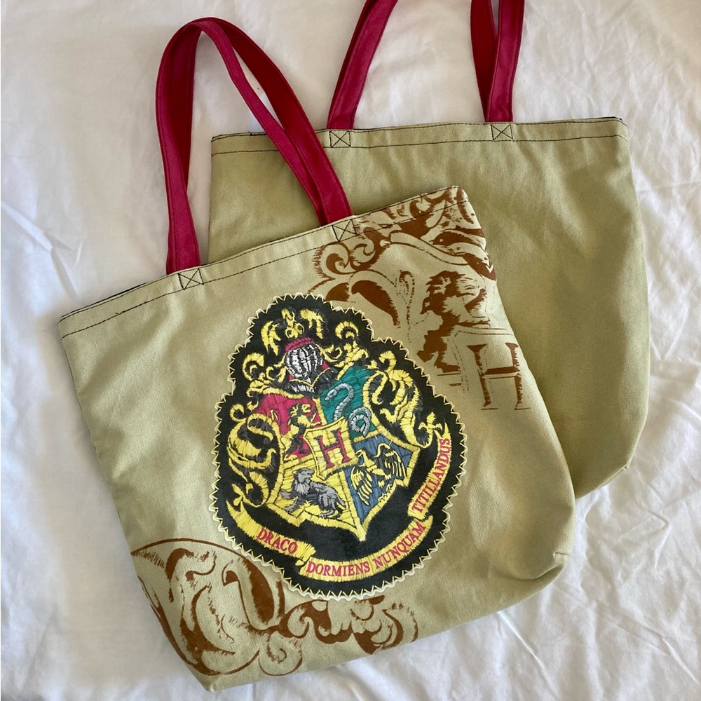 Hogwarts Crest Tote Bag